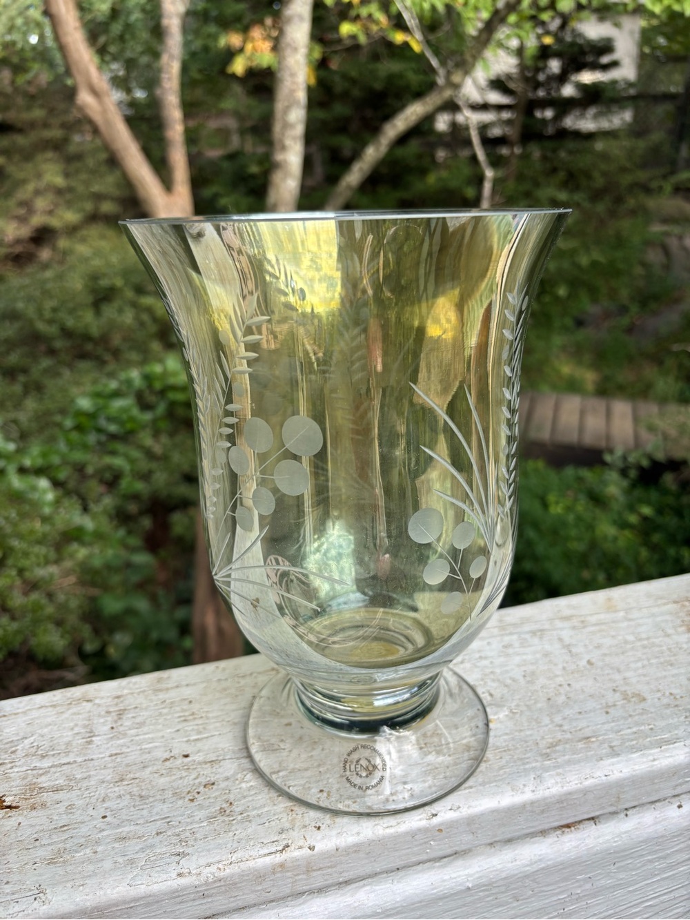 Lenox Williamsburg Etchings Iridescent Light Moss Green Floral Crystal Vase